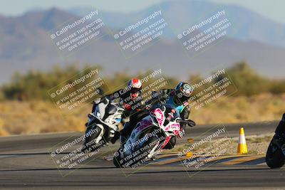 media/Dec-09-2023-SoCal Trackdays (Sat) [[76a8ac2686]]/Turn 15 Set 1 (230pm)/